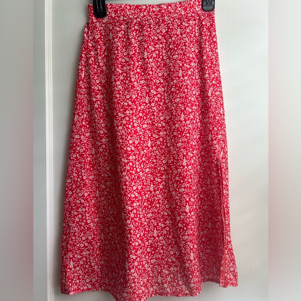 Floral Red/White Midi Skirt